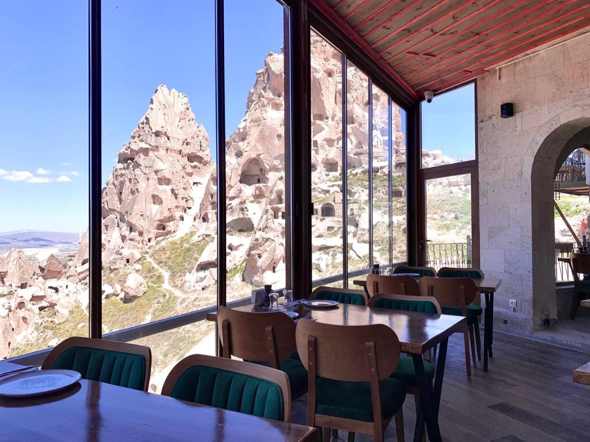 Hotel Caldera Cave